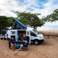 CampCar Maui Jeeps SUVs Hybrid Camper van Rentals with equipment and Travel Advice，位于卡胡卢伊卡胡卢伊机场 - OGG附近的酒店