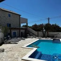 Villa Granda，位于Visočane的酒店