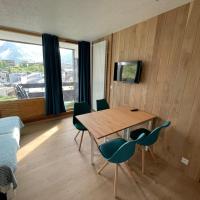 Studio rénové 2 adultes 2 enfants - Tignes Lavachet - Vue Montagne plein sud，位于蒂涅Le Lavachet的酒店