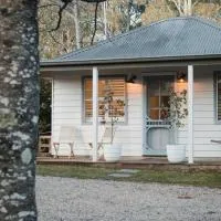 Peony Farm Green Cottage，位于Stanley的酒店
