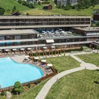 Alpenhotel Montafon & SPA，位于施伦斯的酒店
