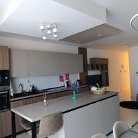 Stylish Getaway Holiday Apartment，位于圣保罗湾城的酒店