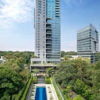 Four Seasons Hotel Bengaluru at Embassy ONE，位于班加罗尔的酒店