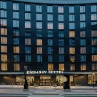 Embassy Suites By Hilton Madison Downtown，位于麦迪逊的酒店