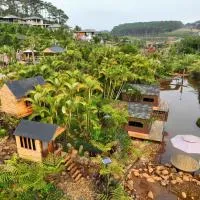 Khu Nghỉ Dưỡng Ngôi Làng Trong Tranh, Bảo Lộc，位于保禄的酒店