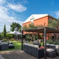 Best Western Terre de Provence，位于勒卡内代莫尔的酒店
