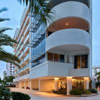 Casa Costera, Isla Verde Beach, Apartments by Marriott Bonvoy，位于圣胡安Isla Verde的酒店