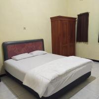 Ratu guest house syariah，位于外南梦Banyuwangi的酒店