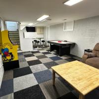 Peoria Bradley Cozy Vacation Large Group Home with Kitchen View，位于皮奥里亚皮奥里亚机场 - PIA附近的酒店