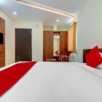 Hotel Silver House Near Mantri Square Mall，位于班加罗尔Rajaji Nagar的酒店