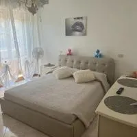 Bellissima stanza con parcheggio gratuito,位于钦克亚勒的酒店
