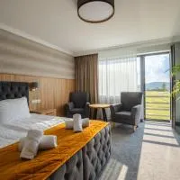Hotel Mazurkowa & Wesela & Imprezy & Konferencje Jelenia Góra, obok restauracja Mazurkowa Chata，位于耶莱尼亚古拉的酒店