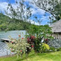 Lonwolwol Peaceful Lakeside Bungalow，位于LolimariMalekoula Airport - LPM附近的酒店