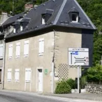 Maison De Riviere，位于Saint-Béat的酒店