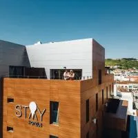托里什韦德拉什中心酒店，位于托里什韦德拉什的酒店