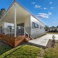 Painters Island Holiday Park，位于旺加拉塔的酒店
