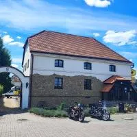 Penzion Horse Farm Lechovice，位于Lechovice的酒店