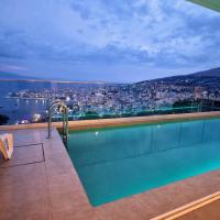 Sunset Shoreline Saranda - Sea View - Free Private Parking - Pool，位于萨兰达的酒店