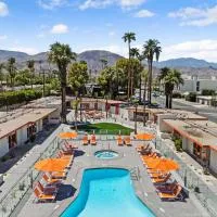 Mojave Resort - Adults Only，位于棕榈荒漠的酒店