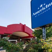 AmericInn by Wyndham Grand Rapids Airport North，位于大急流城杰拉尔德·福特国际机场 - GRR附近的酒店