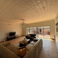 Leas Furnished Apartments Waterkloof，位于比勒陀利亚Waterkloof的酒店