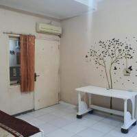 OYO 93448 Padang Pasir Homestay，位于泗水Wonocolo的酒店