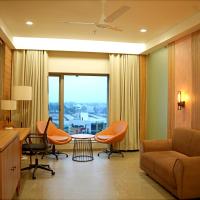 The Sky Imperial Hotel Kailash，位于贾姆讷格尔贾姆讷格尔机场 - JGA附近的酒店