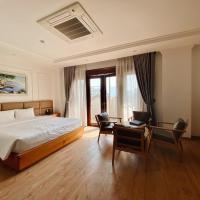 Luxe Paradise Suites Dich Vong Hau，位于河内Cau Giay的酒店