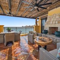 4BD 2-level Penthouse 5-Star Beachfront Paradise.，位于卡波圣卢卡斯的酒店