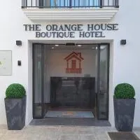 The Orange House Boutique Hotel and Upstairs Rooftop Bar Center of La Cala de Mijas 100m from the Beach，位于卡拉德米哈斯的酒店