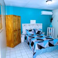 Artist Room Curaçao，位于威廉斯塔德库拉索国际机场 - CUR附近的酒店
