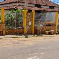 Pousada Colonial，位于伊塔佩米林河畔卡舒埃鲁卡丘里洛德伊塔坡米林机场 - CDI附近的酒店