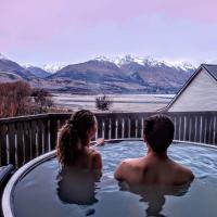 Kinloch Wilderness Retreat，位于格莱诺基米弗峡湾机场 - MFN附近的酒店