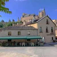 Tu Casa San Marcos - Vistas al Alcázar - Ideal estancias tranquilas,位于塞哥维亚的酒店