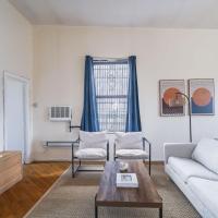 Cozy 3BR 2BA Apt in East Harlem!，位于纽约哈莱姆东区的酒店