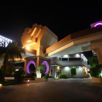 地中海汽车旅馆，位于墨西卡利鲁道夫·桑切斯·塔沃阿达将军国际机场 - MXL附近的酒店