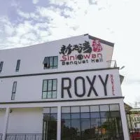 Roxy Hotel Siniawan，位于Bau的酒店