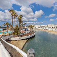 Home2Book Bright Apt Beach & Pool, Costa Teguise，位于科斯塔特吉塞的酒店