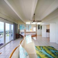 4 Mi to Beaches: Honolulu Hideaway w/ Views!，位于檀香山的酒店
