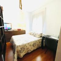 Habitación doble con baño privado cerca del centro de Granada，位于格拉纳达塞丁的酒店