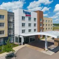 Fairfield Inn & Suites by Marriott Moncton，位于蒙克顿的酒店