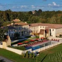 Teritoria - Hôtel Château Fage - Saint-Émilion,位于阿尔韦尔的酒店