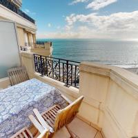 Confortable 2P en centre-ville avec parking et terrasse - FR-1-196-366，位于芒通的酒店