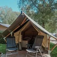 Safari tent XS - Camping Belle-Vue，位于贝尔多夫的酒店