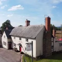 The Red Lion, Madley，位于赫里福德的酒店