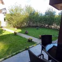 VillaWeb 9rooms - Long term business aparthotel 29 Euro per night per room, min 3months，位于雅西雅西国际机场 - IAS附近的酒店