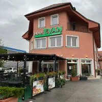 Hotel Evan u Hoffera，位于托波尔恰尼的酒店