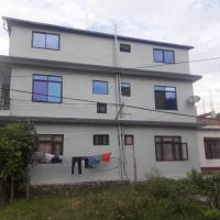 Manthali Community Homestay No13 Aakase，位于RāmechhāpRamechhap Airport - RHP附近的酒店