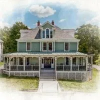 The Grand Castalian Inn Bed and Breakfast,位于伯克利斯普林斯的酒店