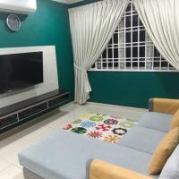 Sri Putra Homestay - Malay Only，位于古来苏丹依斯迈路机场 - JHB附近的酒店